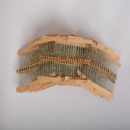 1220Pcs Resistor Kit 1/4W 5% 0.33 Ohm - 4.7M Ohm 122values X 10pcs Resistencias Resistor Pack Carbon Film Resistors Set Box